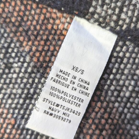 Thread & Supply Sweater Poncho Women's Size XS/S Black Aztec Cape Boho - Picture 7 of 8